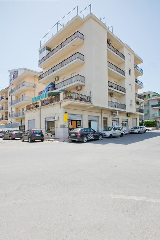 B&B Il Quadrato Marina di Schiavonea Exterior photo